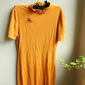 Yellow/mustard dress